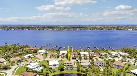 3045 NW Radcliffe Way Palm City FL 34990