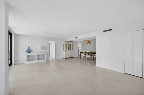 4200 N Ocean Drive Singer Island FL 33404