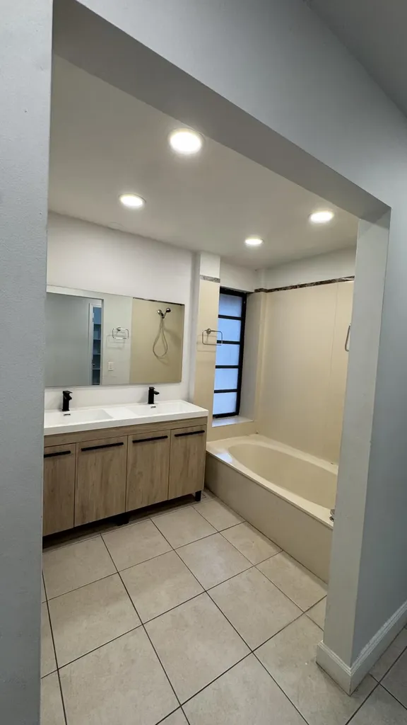 802 Saint Andrews Road Hollywood FL 33021