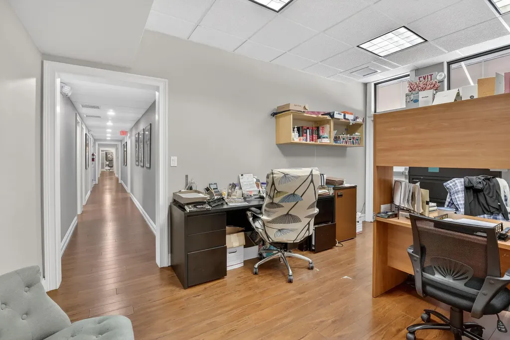100 SE 6th Street Fort Lauderdale FL 33301