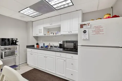 100 SE 6th Street Fort Lauderdale FL 33301