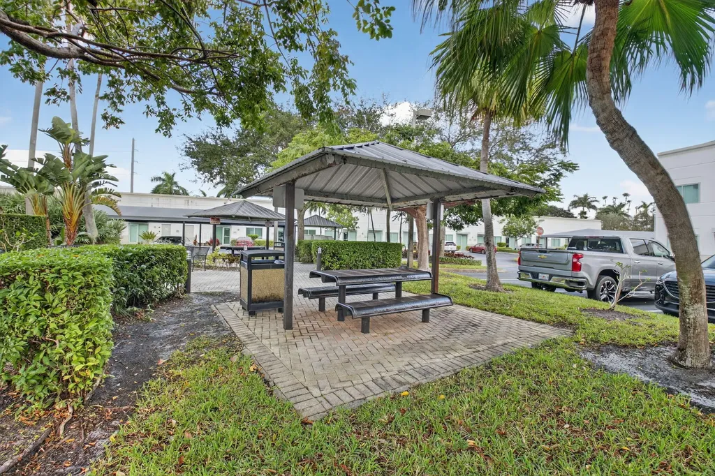 7700 Congress Avenue Boca Raton FL 33487