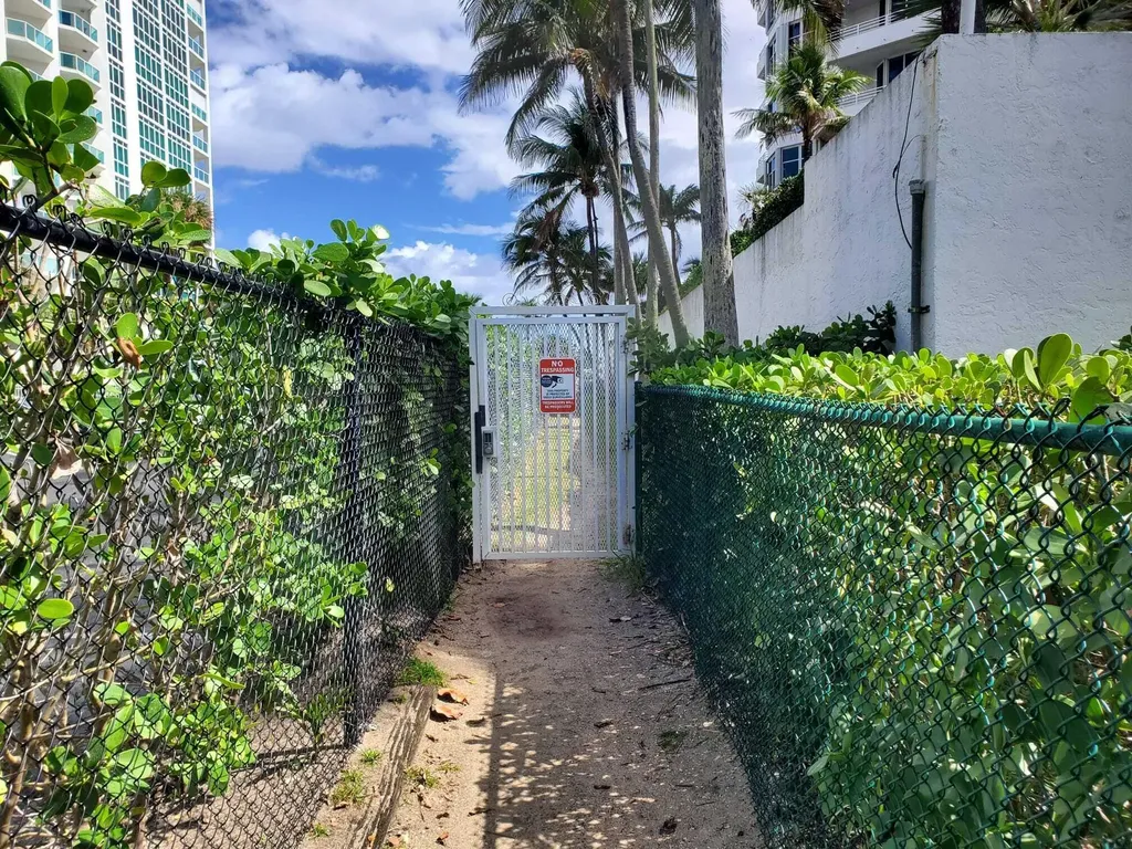 1481 S Ocean Boulevard Pompano Beach FL 33062