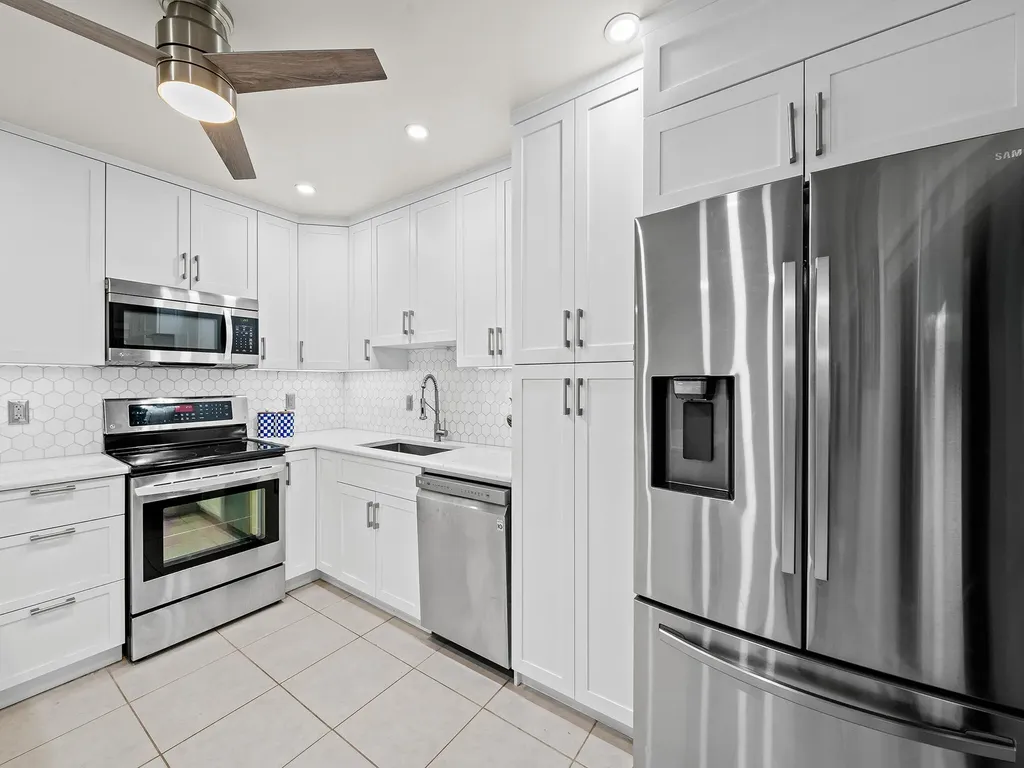 3370 Beau Rivage Drive Pompano Beach FL 33064