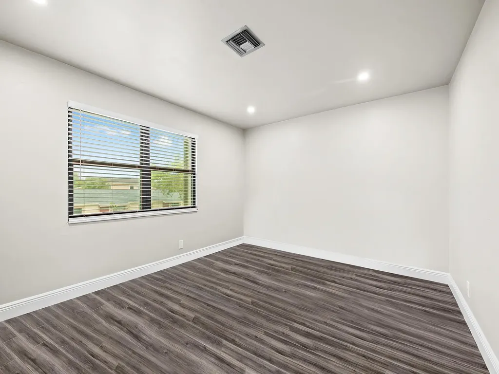 3370 Beau Rivage Drive Pompano Beach FL 33064