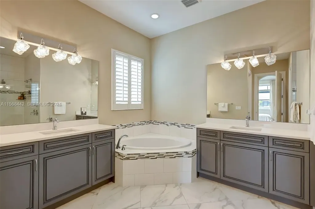 8765 SW Flutto Way Port St Lucie FL 34987