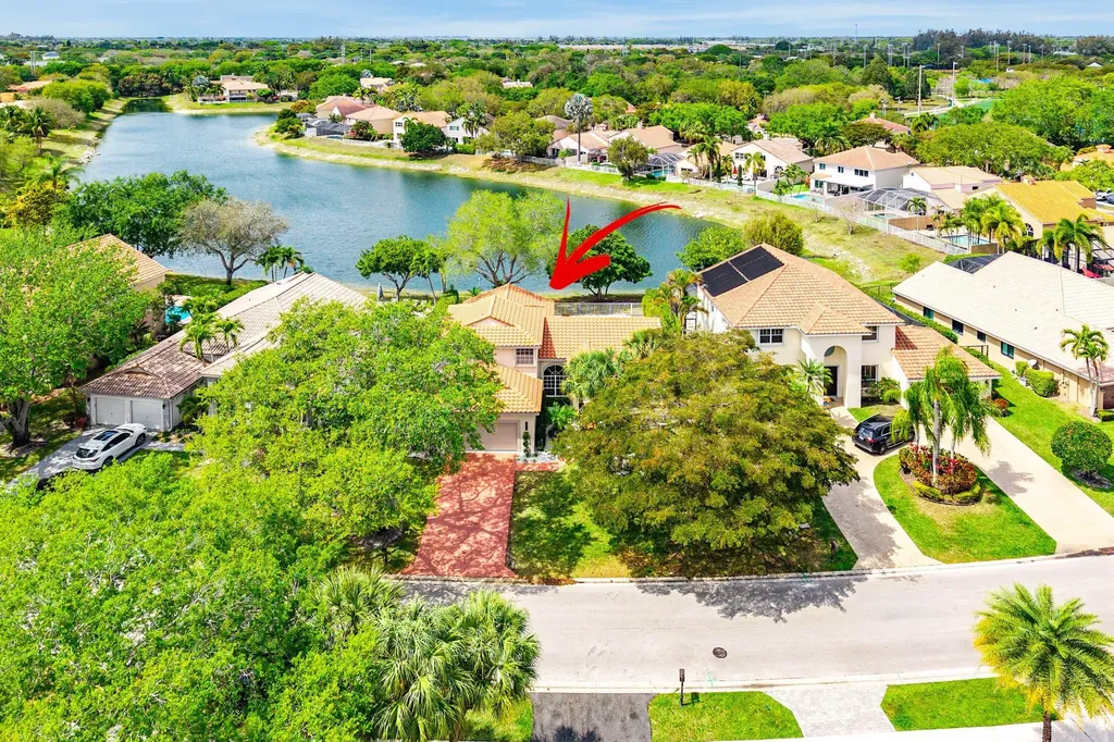 7505 NW 65th Lane Parkland FL 33067