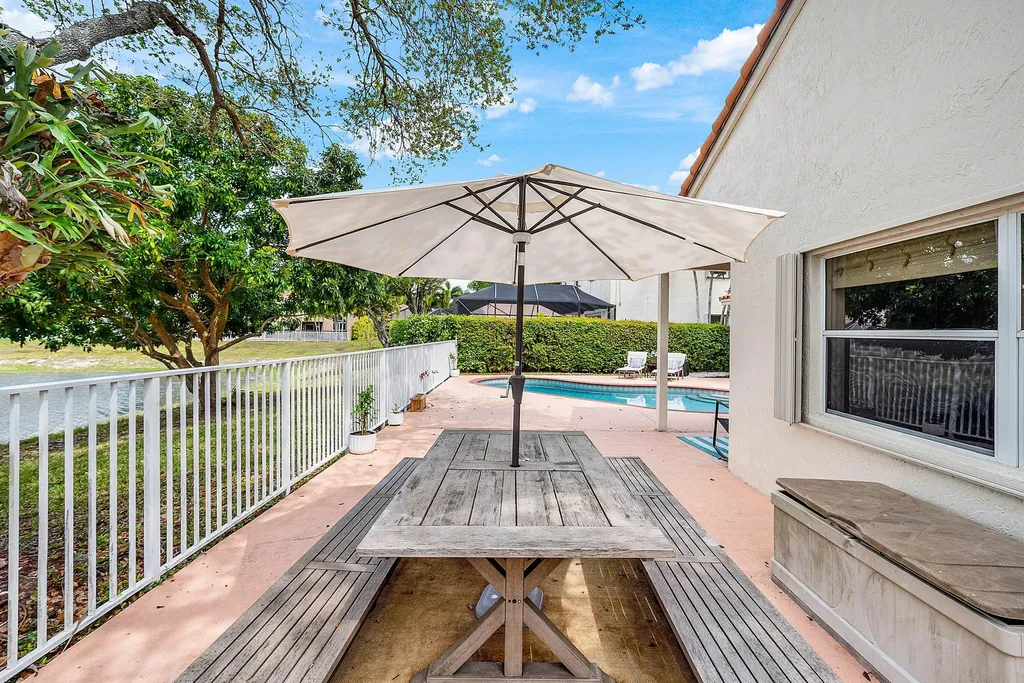 7505 NW 65th Lane Parkland FL 33067