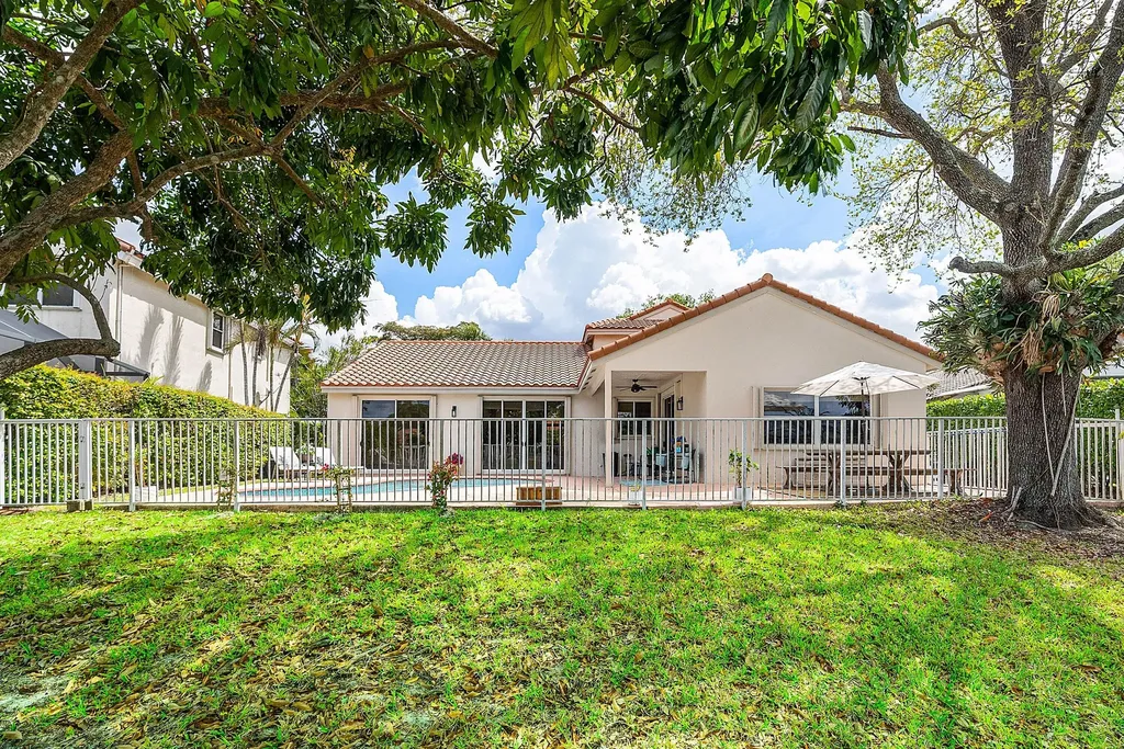 7505 NW 65th Lane Parkland FL 33067