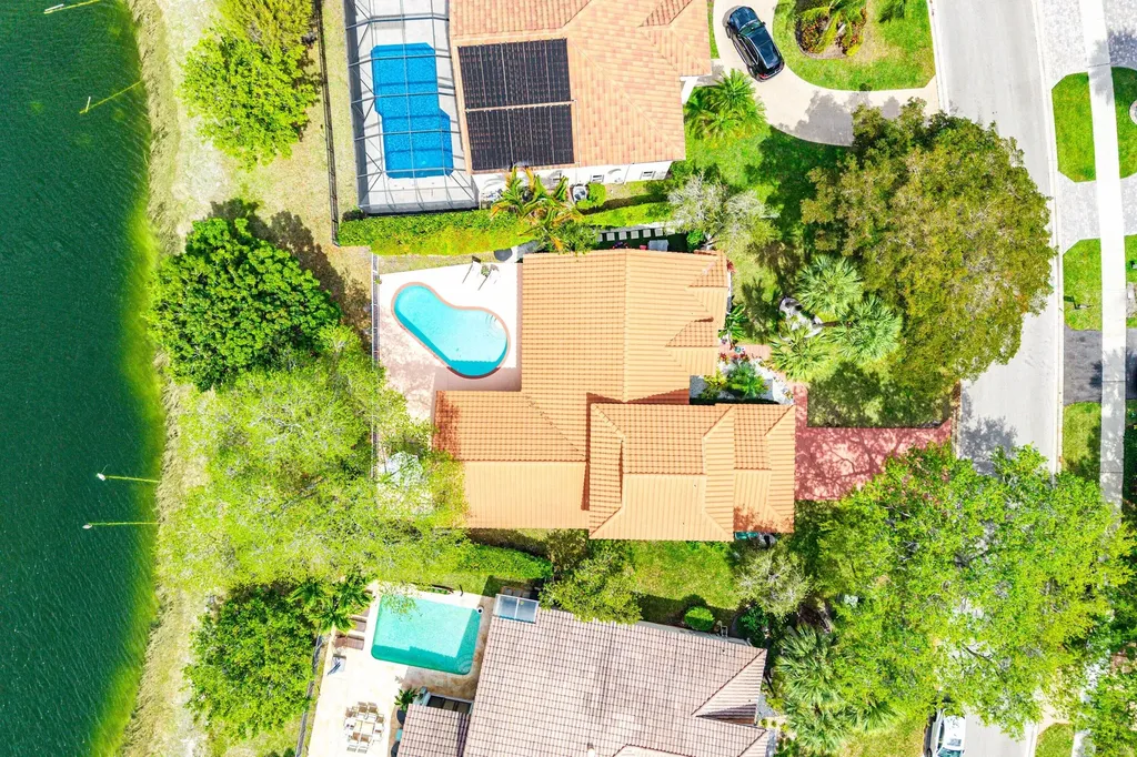 7505 NW 65th Lane Parkland FL 33067