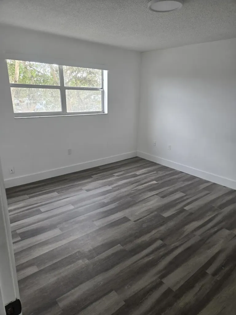8305 Sunrise Lakes Boulevard Sunrise FL 33322