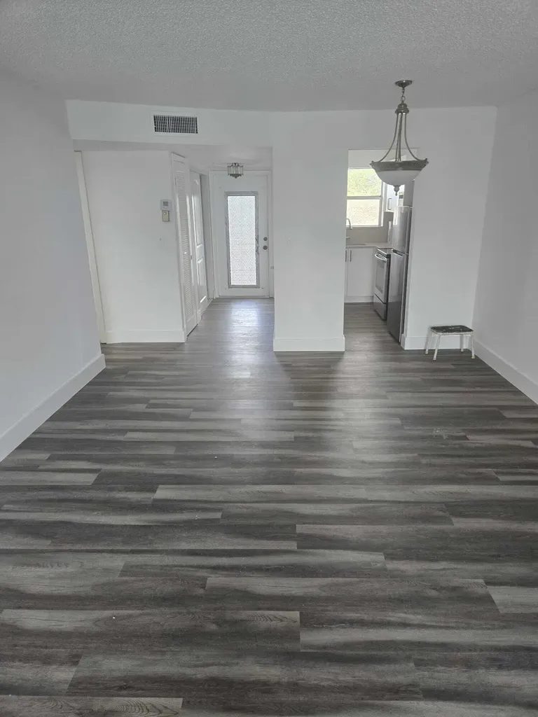 8305 Sunrise Lakes Boulevard Sunrise FL 33322