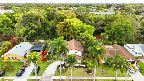 4966 NW 6th Street Coconut Creek FL 33063