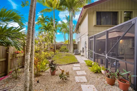 4966 NW 6th Street Coconut Creek FL 33063