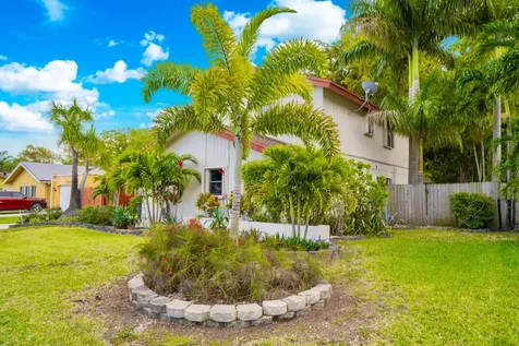 4966 NW 6th Street Coconut Creek FL 33063