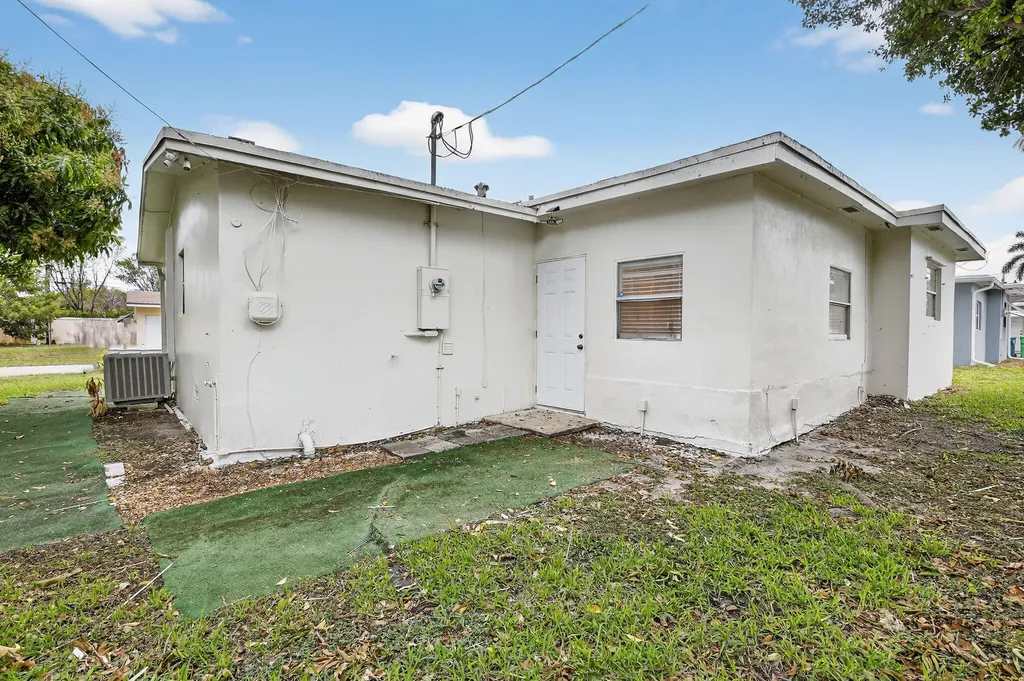 6828 NW 30th Street Sunrise FL 33313
