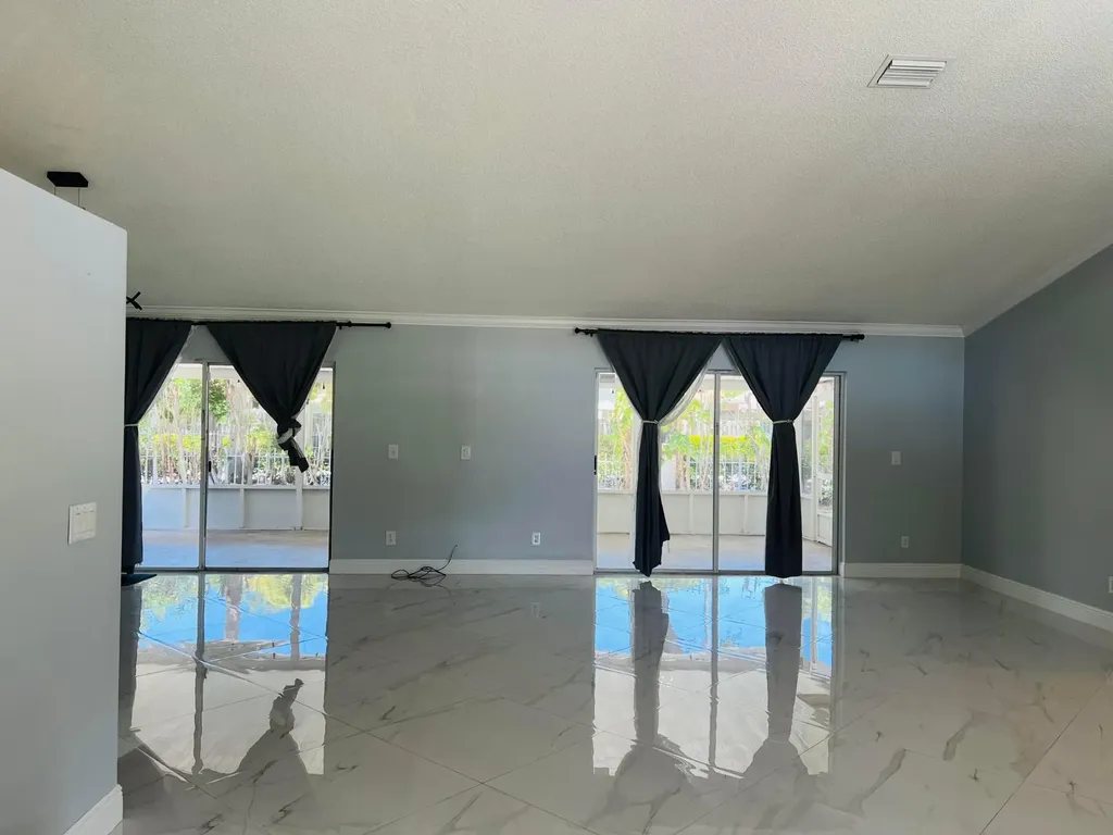 12623 SW 8th Court Davie FL 33325