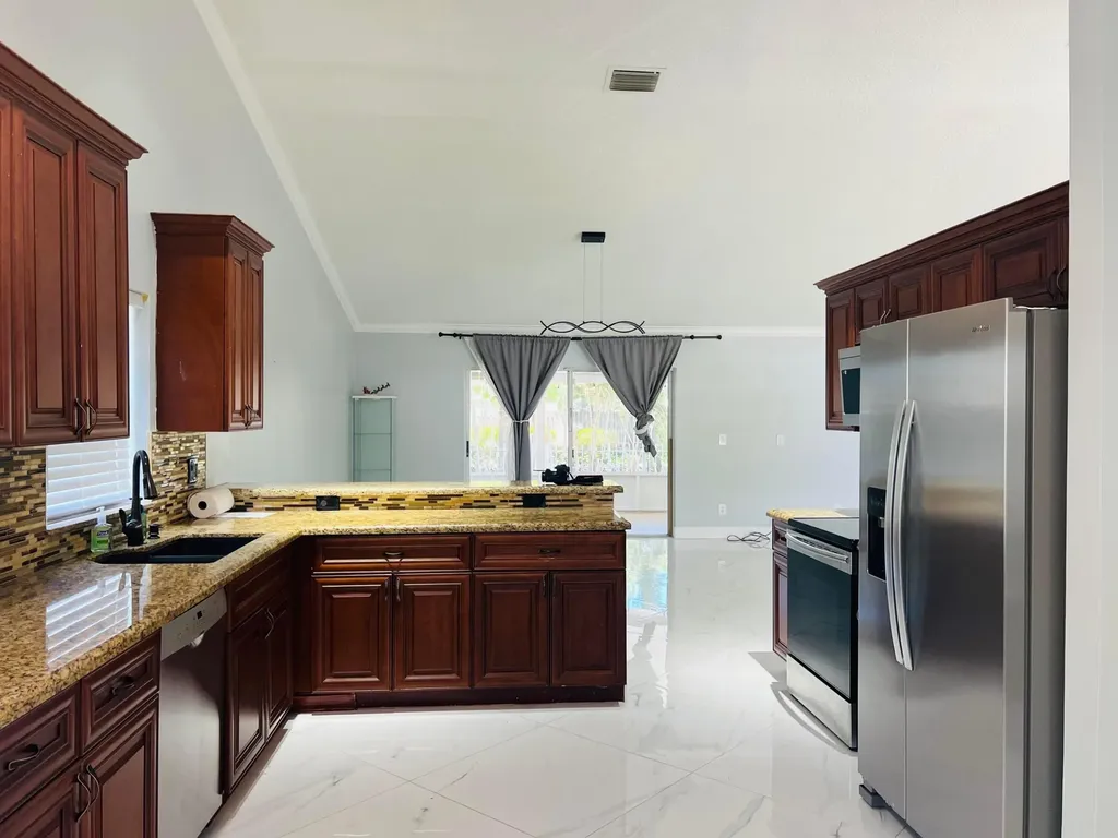 12623 SW 8th Court Davie FL 33325
