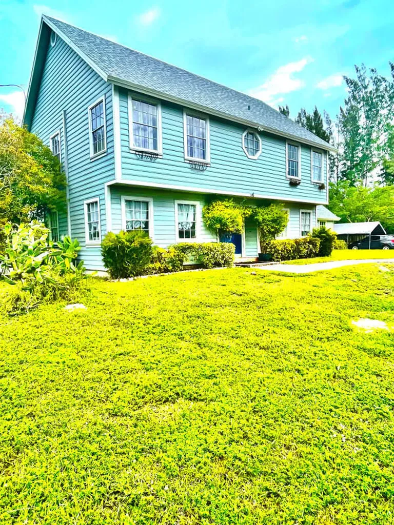 16745 Calder Drive E The Acreage FL 33470