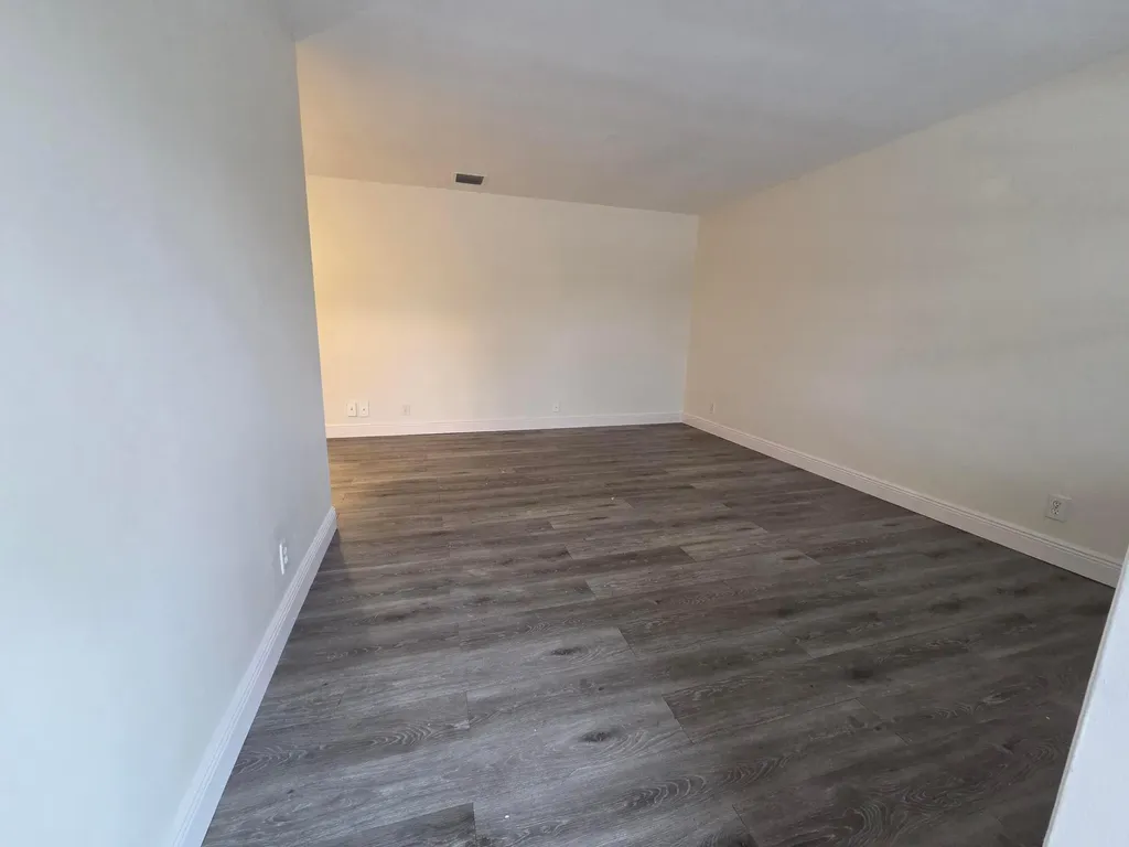 1810 NE 56th Street Fort Lauderdale FL 33308