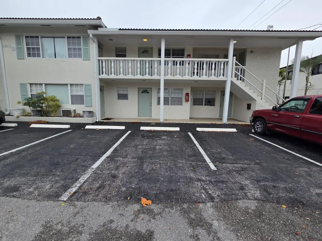 1810 NE 56th Street Fort Lauderdale FL 33308
