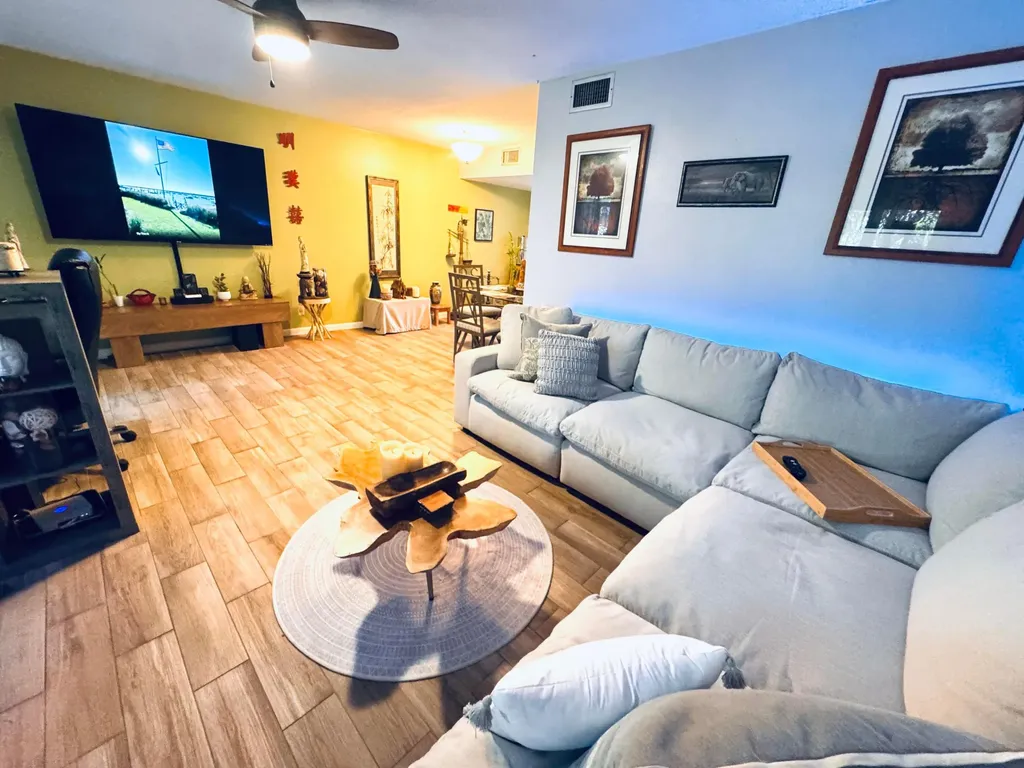 2151 NE 42nd Court Lighthouse Point FL 33064