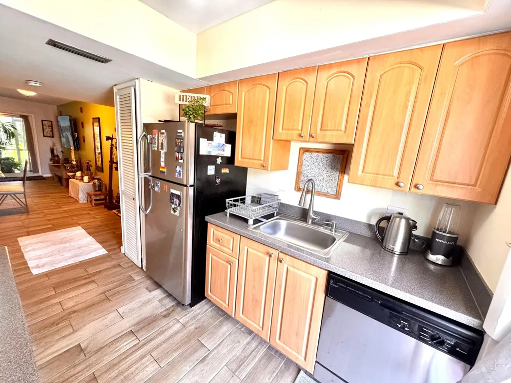 2151 NE 42nd Court Lighthouse Point FL 33064