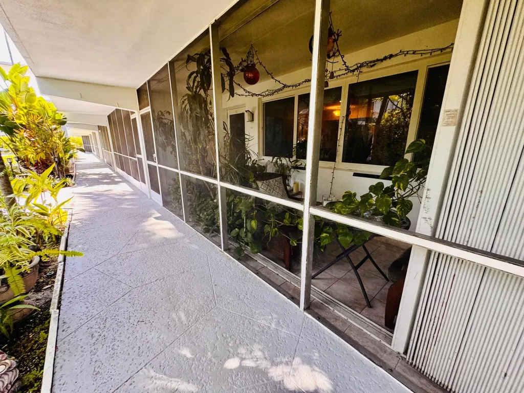 2151 NE 42nd Court Lighthouse Point FL 33064