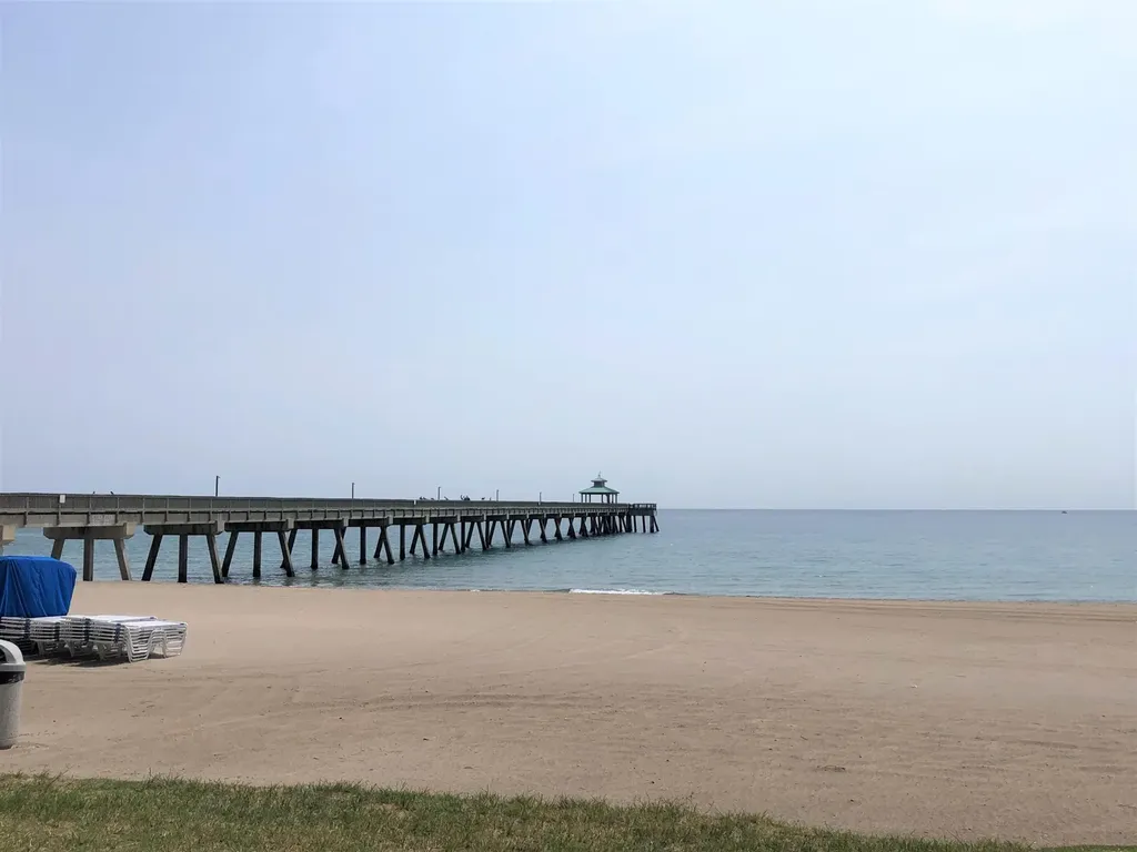 1960 NE 1st Street Deerfield Beach FL 33441
