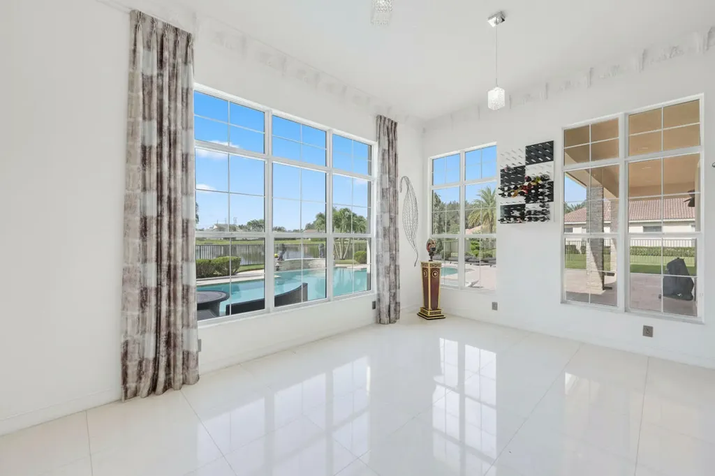 5700 N Sterling Ranch Drive Davie FL 33314