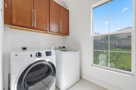 5700 N Sterling Ranch Drive Davie FL 33314
