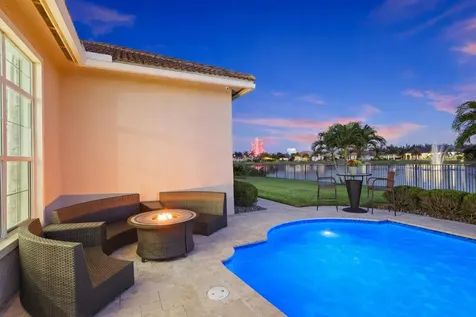 5700 N Sterling Ranch Drive Davie FL 33314