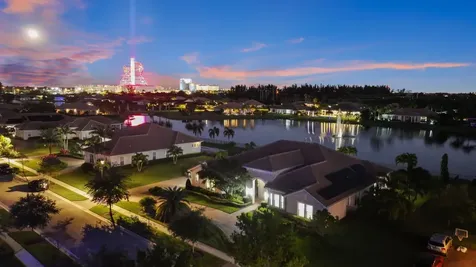 5700 N Sterling Ranch Drive Davie FL 33314