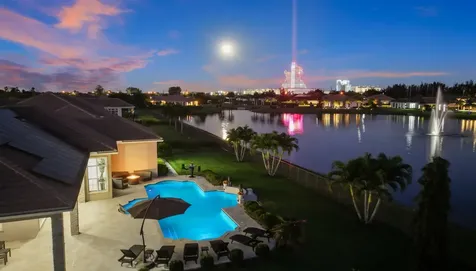 5700 N Sterling Ranch Drive Davie FL 33314