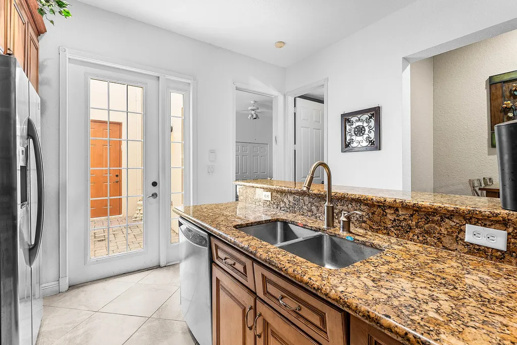 8309 NW 8th Way Boca Raton FL 33487