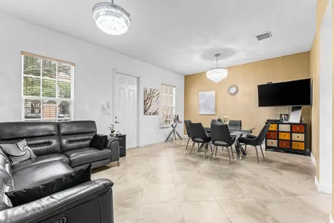 8309 NW 8th Way Boca Raton FL 33487