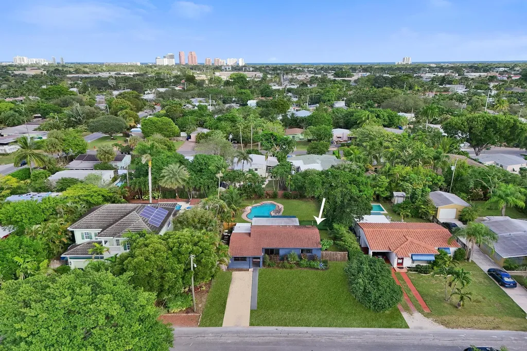 1728 NE 17th Terrace Fort Lauderdale FL 33305
