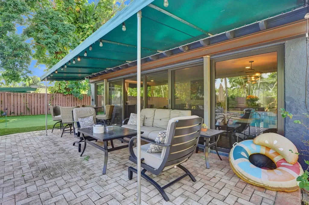 1728 NE 17th Terrace Fort Lauderdale FL 33305