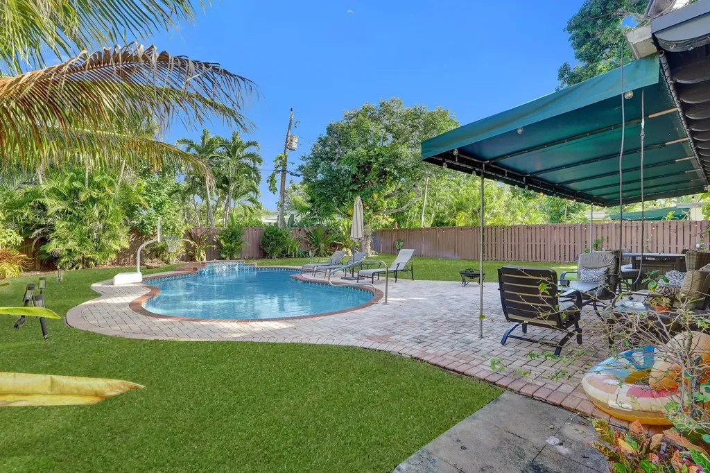 1728 NE 17th Terrace Fort Lauderdale FL 33305