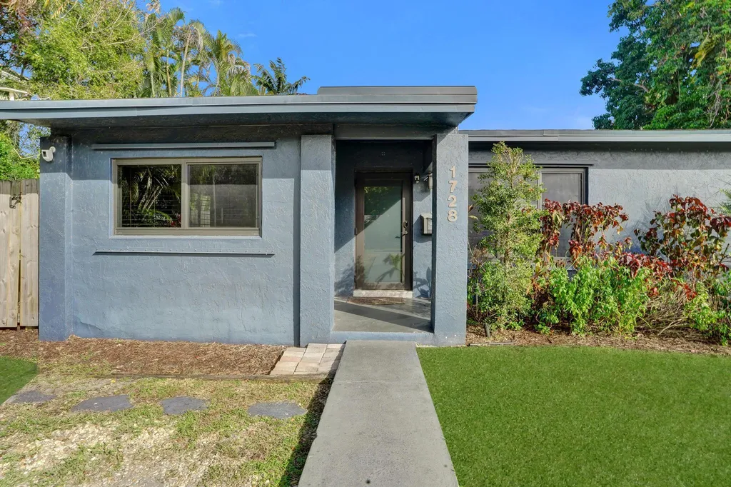 1728 NE 17th Terrace Fort Lauderdale FL 33305