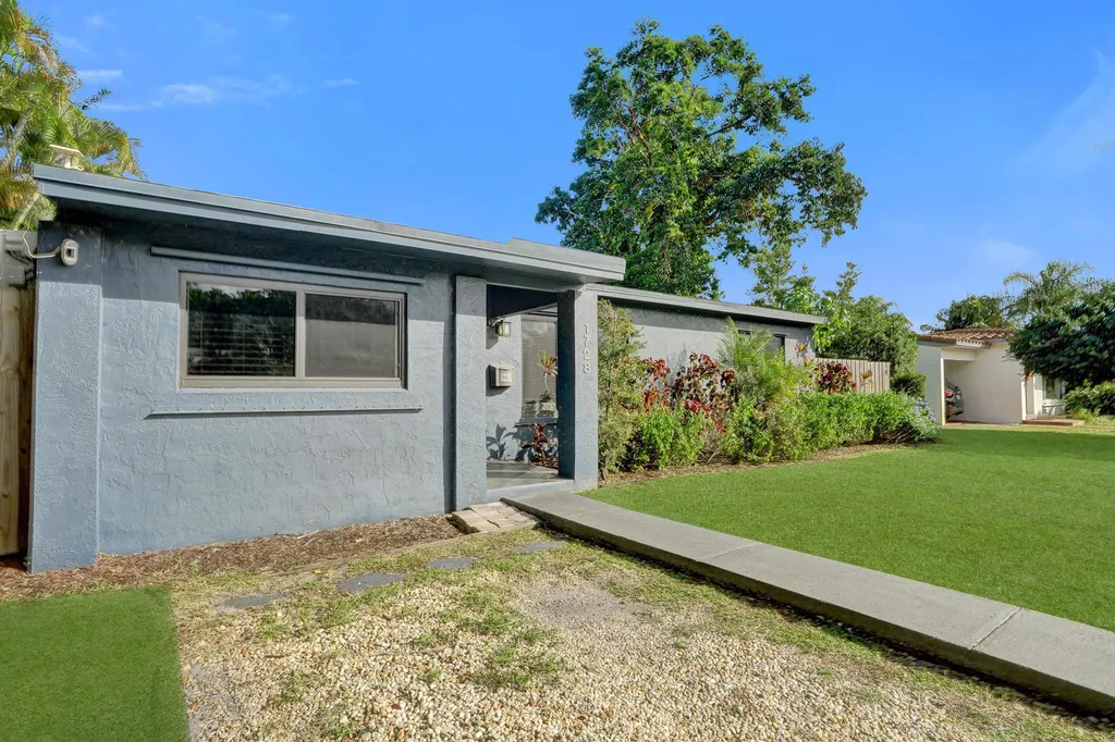 1728 NE 17th Terrace Fort Lauderdale FL 33305