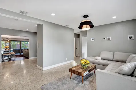 1728 NE 17th Terrace Fort Lauderdale FL 33305