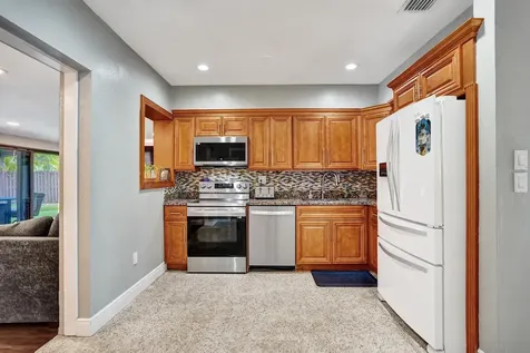 1728 NE 17th Terrace Fort Lauderdale FL 33305