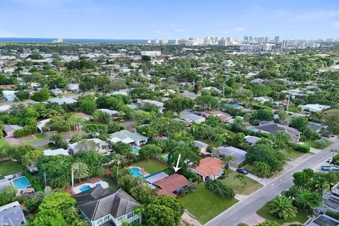 1728 NE 17th Terrace Fort Lauderdale FL 33305