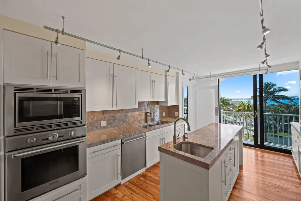 3360 S Ocean Boulevard Palm Beach FL 33480