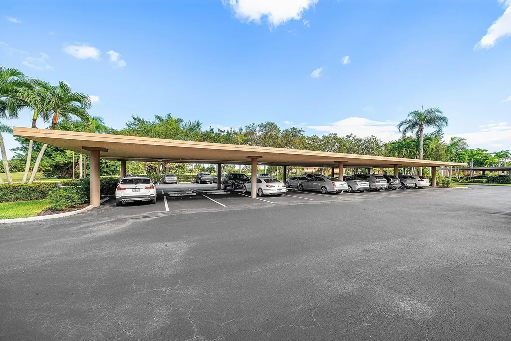 5279 Fountains Drive S Lake Worth FL 33467