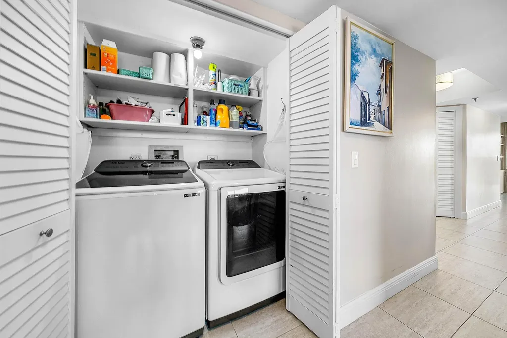 5279 Fountains Drive S Lake Worth FL 33467