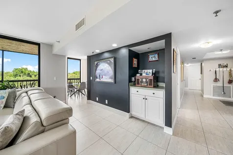 5279 Fountains Drive S Lake Worth FL 33467