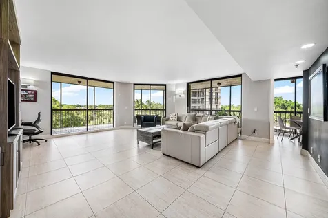 5279 Fountains Drive S Lake Worth FL 33467
