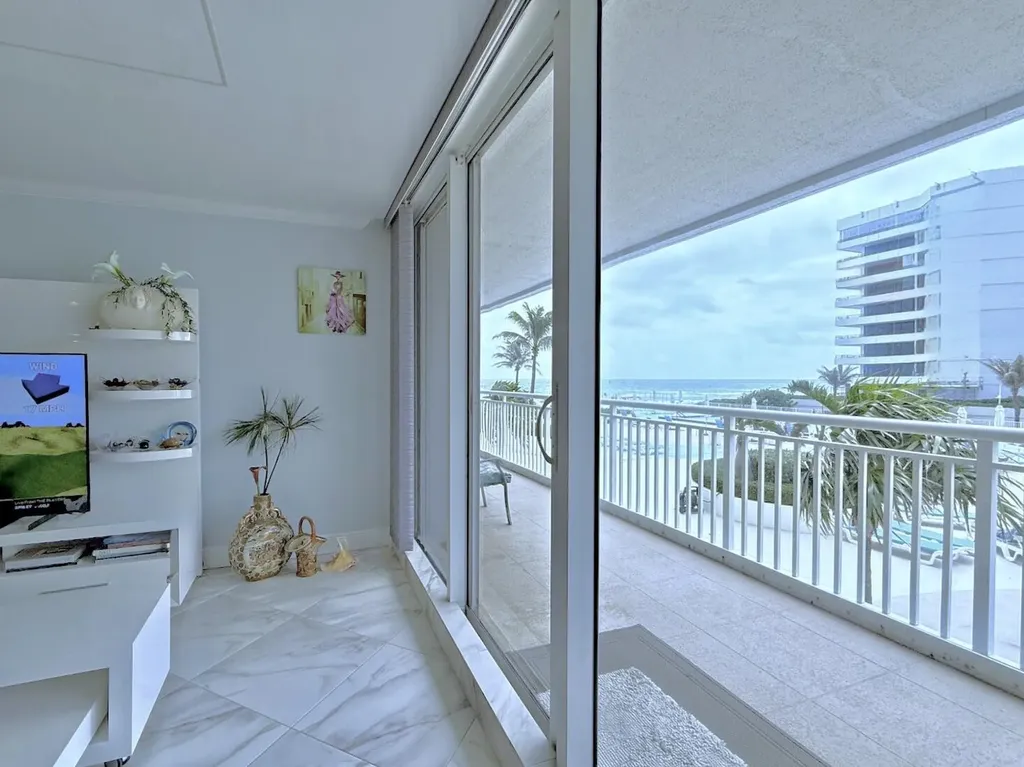 3546 S Ocean Boulevard South Palm Beach FL 33480